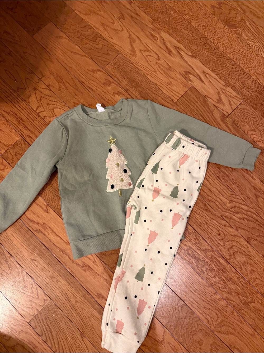 Kids Sage Green Christmas Tree Set - Holiday S